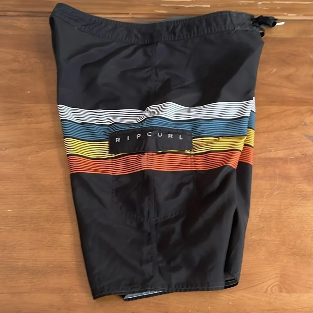 Rip Curl Board Shorts Size 32